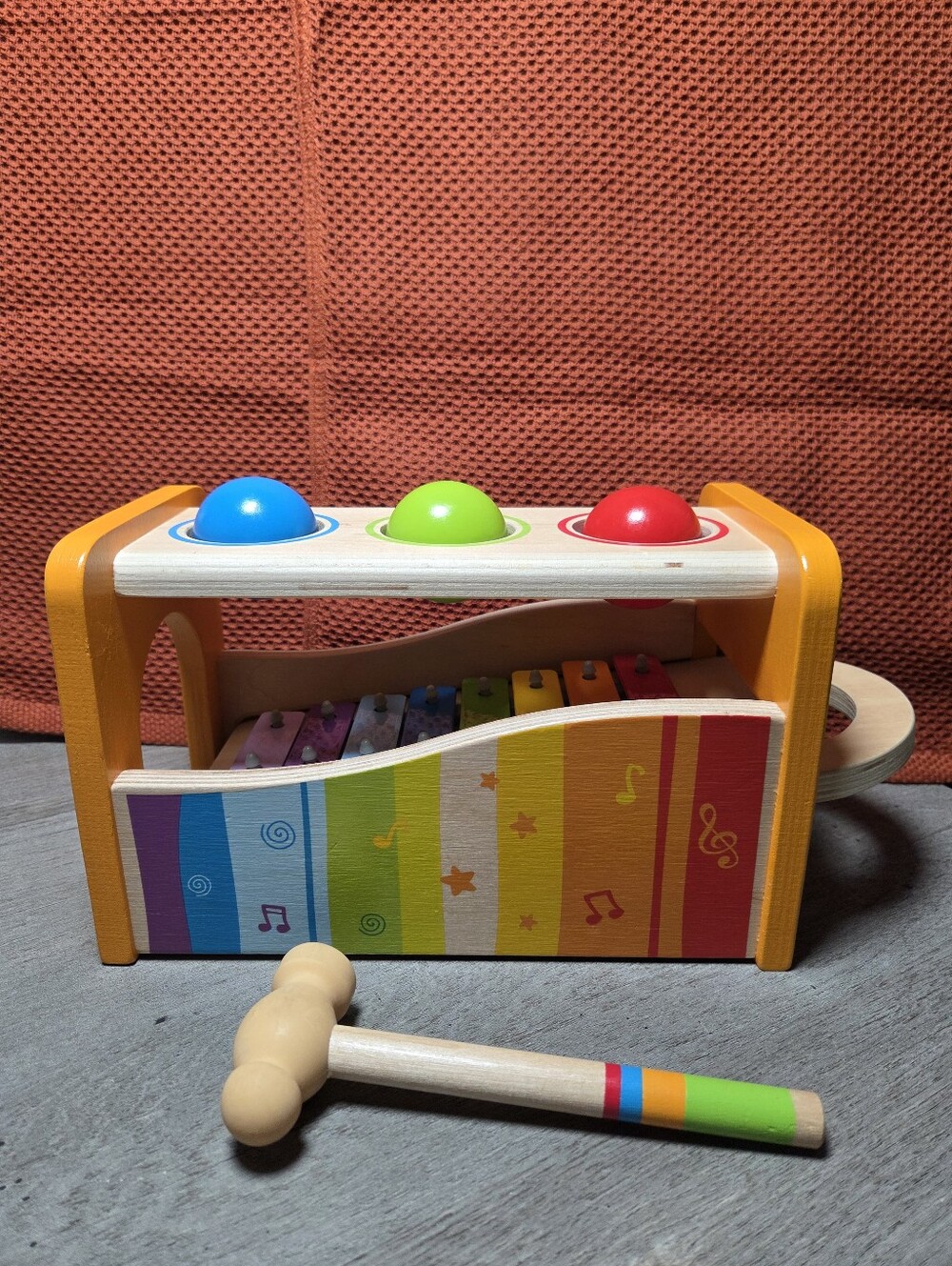 Hape Pound & Tap Bench with Slide Out Xylophone